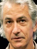 David Strathairn