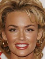 Kelly Carlson