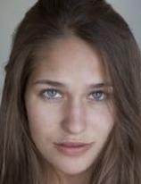Lola Kirke