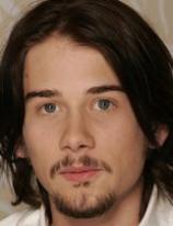 Lou Taylor Pucci