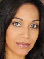 Lucia Walters