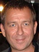 Sean Pertwee