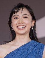 Mana Ashida