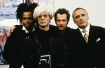 est Andy Warhol dans l'excellent Basquiat (1996) de Julian Schnabel. Avec Jeffrey Wright, Gary Oldman et Dennis Hopper