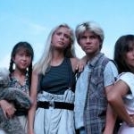 Yeardley Smith, Helen Slater, Christian Slater et Martha Gehman dans The Legend of Billie Jean (1985) de Matthew Robbins 