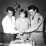 Dean Martin, Shirley MacLaine et Elvis Presley