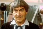 est l'un des Dr Who dans 127 episodes de la série du même nom (26 saisons de 1963 á 1989)