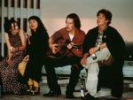 suit le mouvement Grunge, avec Janeane Garofalo, Ethan Hawke et Steve Zahn dans Reality Bites (1994) de Ben Stiller