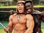 Arnold avec Grace Jones sur le tournage de Conan the destroyer de Richard Fleischer